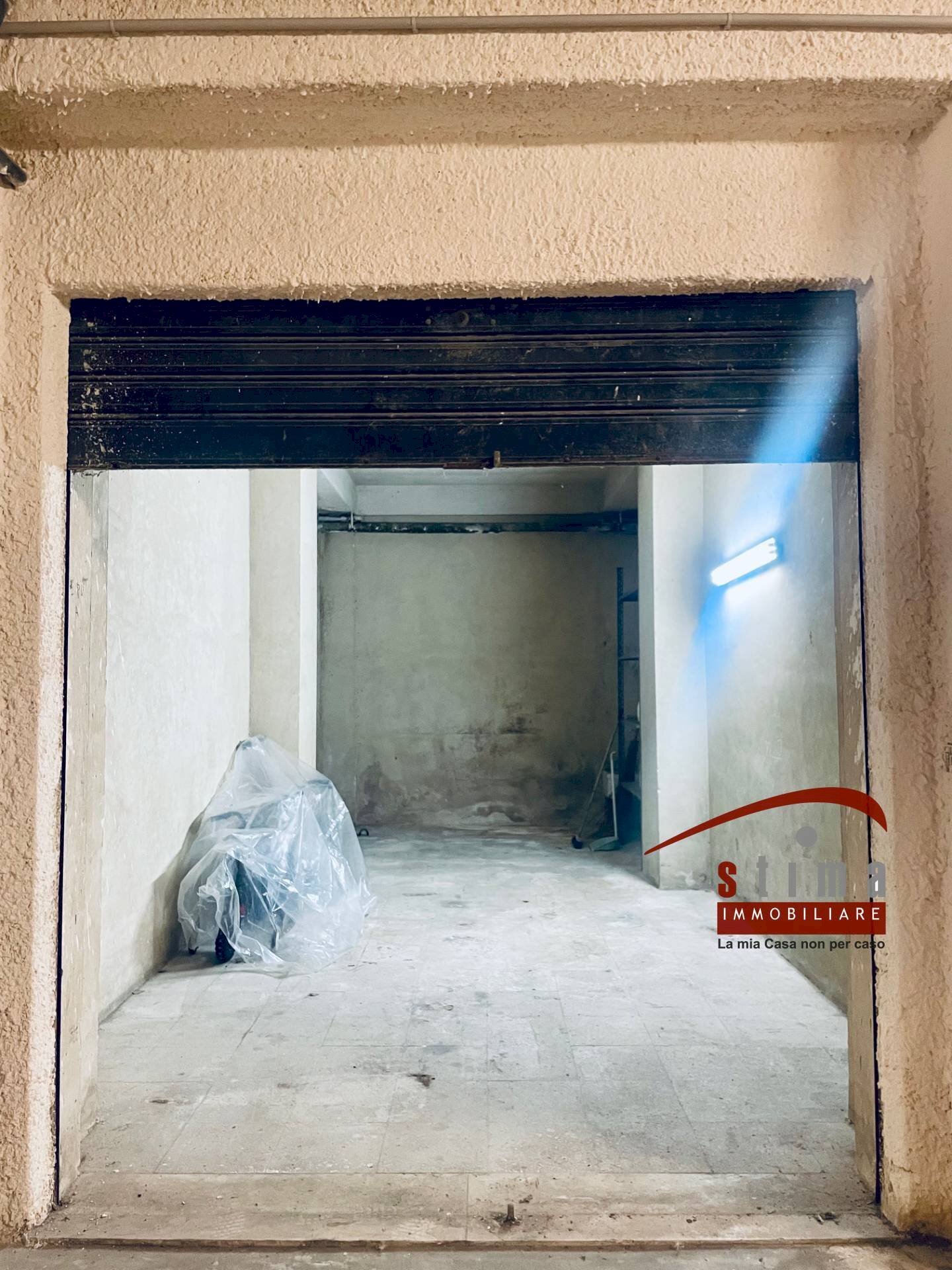 Foto 3 - Magazzino via barresi
 
9, Siracusa - planimetria 1