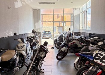 Foto 1 - Locale Commerciale 48, Cento - foto 1