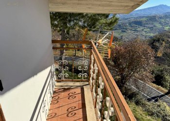 Foto 55 - Casa indipendente Via Sant'Antonio, Montefalcone Appennino - foto 51