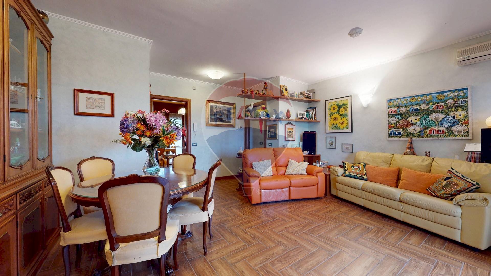 Sala da pranzo - Trilocale Achille Grandi
 
30, Vanzago - foto 1