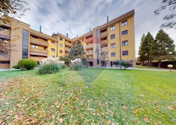 Edificio all\'aperto - Trilocale Achille Grandi
 
30, Vanzago - foto 23