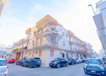 Edificio all\'aperto - Trilocale Via Carrara
 
29, Bitonto - foto 15