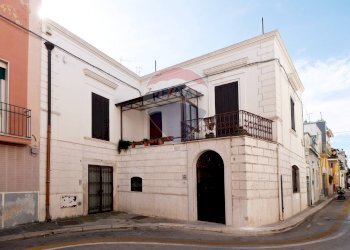 Edificio all\'aperto - Appartamento Via  Martino
 
7/9, Bari - foto 1