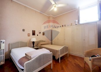 Camera / camera da letto - Appartamento Via  Martino
 
7/9, Bari - foto 13