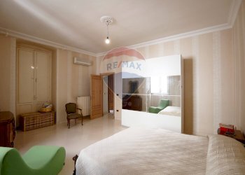 Camera / camera da letto - Appartamento Via  Martino
 
7/9, Bari - foto 15