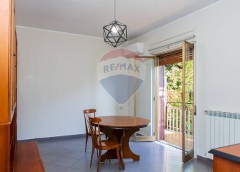 Sala da pranzo - Bilocale Via San Giacomo
 
7A, Catania - foto 4