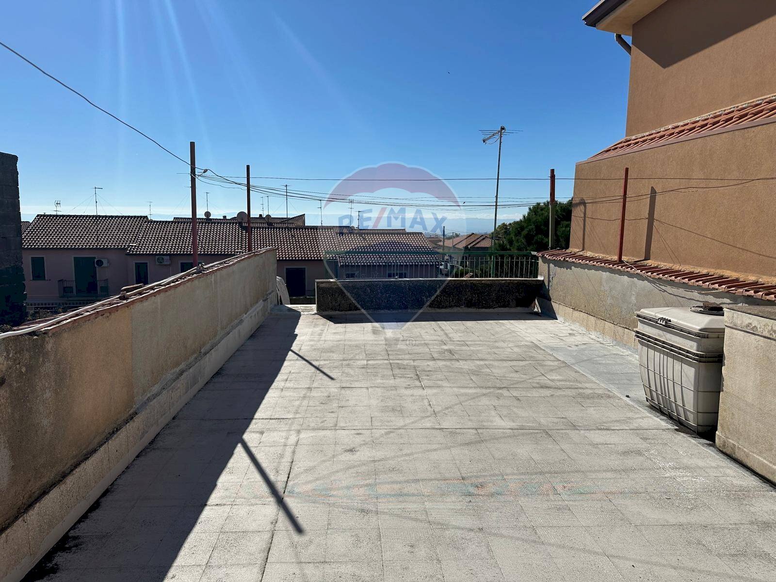 Terrazza - Quadrilocale Via Giuseppe Garibaldi
15, Camporotondo Etneo - foto 2