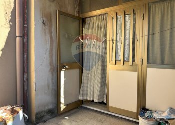 Camera / camera da letto - Quadrilocale Via Giuseppe Garibaldi
 
15, Camporotondo Etneo - foto 7