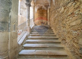 Scale - Appartamento via vespri
 
3, Caltagirone - foto 6