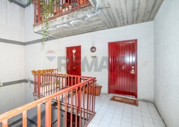 Hall / corridoio - Trilocale Viale Librino
 
14, Catania - foto 3