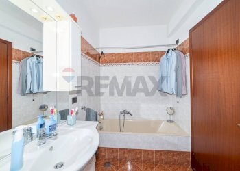 Bagno - Trilocale Viale Librino
 
14, Catania - foto 9