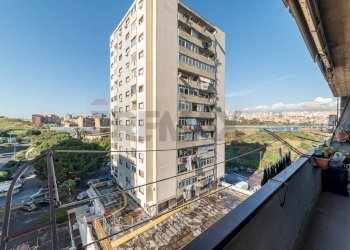 Balcone - Trilocale Viale Librino
 
14, Catania - foto 11