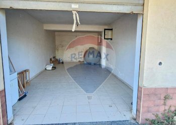 GARAGE - Four-room apartment Via Gaggini
 
29, Acquedolci - photo 15