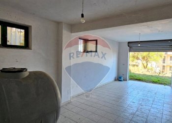 GARAGE - Four-room apartment Via Gaggini
 
29, Acquedolci - photo 16