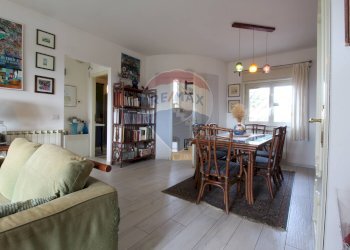 Sala da pranzo - Villa a Schiera Via Del Bosco
 
185, Mascalucia - foto 8