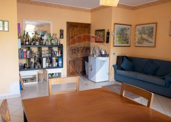 Sala da pranzo - Villa a Schiera Via Del Bosco
 
185, Mascalucia - foto 40