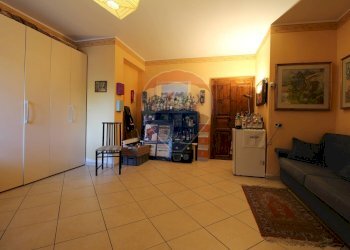 Soggiorno - Villa a Schiera Via Del Bosco
 
185, Mascalucia - foto 41