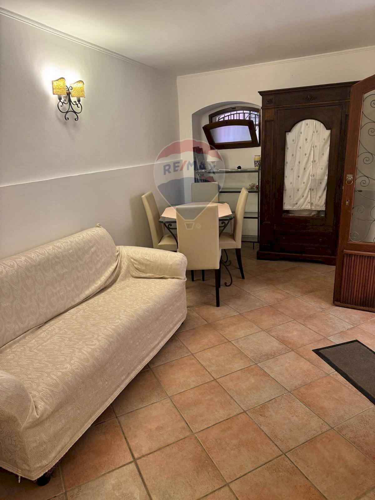 Sala da pranzo - Two-room apartment Vico di Via Cesare Ottaviano
 
7, Taormina - photo 1