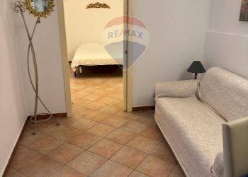 Soggiorno - Two-room apartment Vico di Via Cesare Ottaviano
 
7, Taormina - photo 3