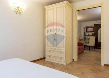 Camera / camera da letto - Two-room apartment Vico di Via Cesare Ottaviano
 
7, Taormina - photo 14