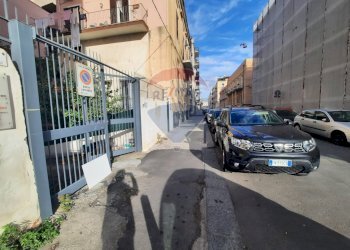 Edificio all\'aperto - Box Via Macallè
 
3, Catania - foto 2