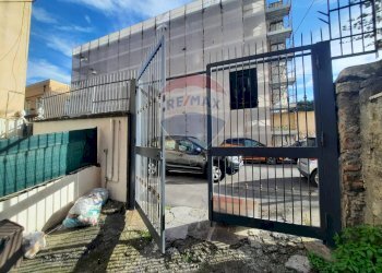 Casa all\'aperto - Box Via Macallè
 
3, Catania - foto 3