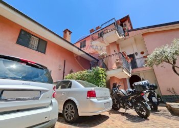 Edificio all\'aperto - Villa Via Poggio del Lupo
 
123, Misterbianco - foto 2