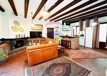 Soggiorno - Villa Via Poggio del Lupo
 
123, Misterbianco - foto 5