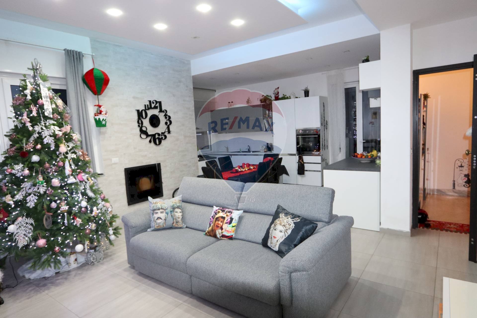 Soggiorno - Casa indipendente Via Nocella
 
11, Mascali - foto 1