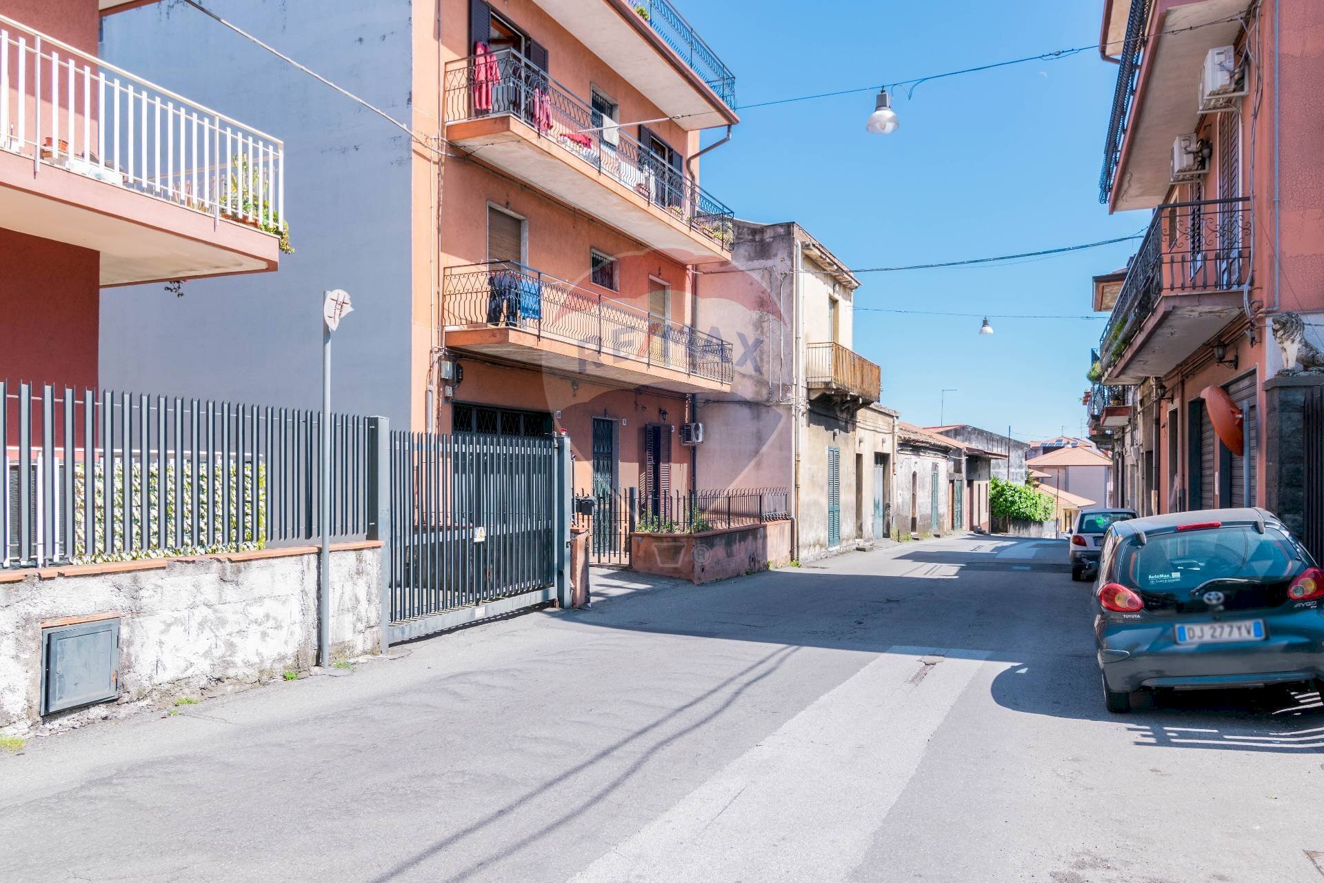 Edificio all\'aperto - Appartamento via Lavina
 
190 A, Aci Sant'Antonio - foto 3