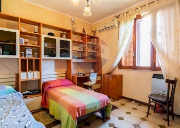 Camera / camera da letto - Appartamento via Lavina
 
190 A, Aci Sant'Antonio - foto 30