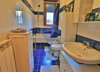 Bagno - One-room apartment via roma
 
19, Bollate - photo 11