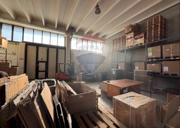 Non correlato - Capannone via Napoli
4, Bussero - foto 14