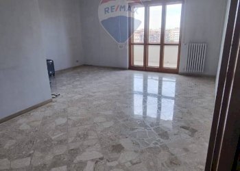 Stanza vuota - Quadrilocale Via Carrante
 
1A, Bari - foto 3