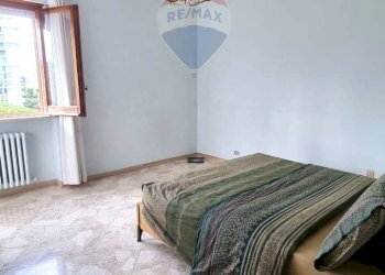 Camera / camera da letto - Quadrilocale Via Carrante
 
1A, Bari - foto 9