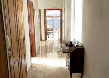 Hall / corridoio - Quadrilocale Via Carrante
 
1A, Bari - foto 14