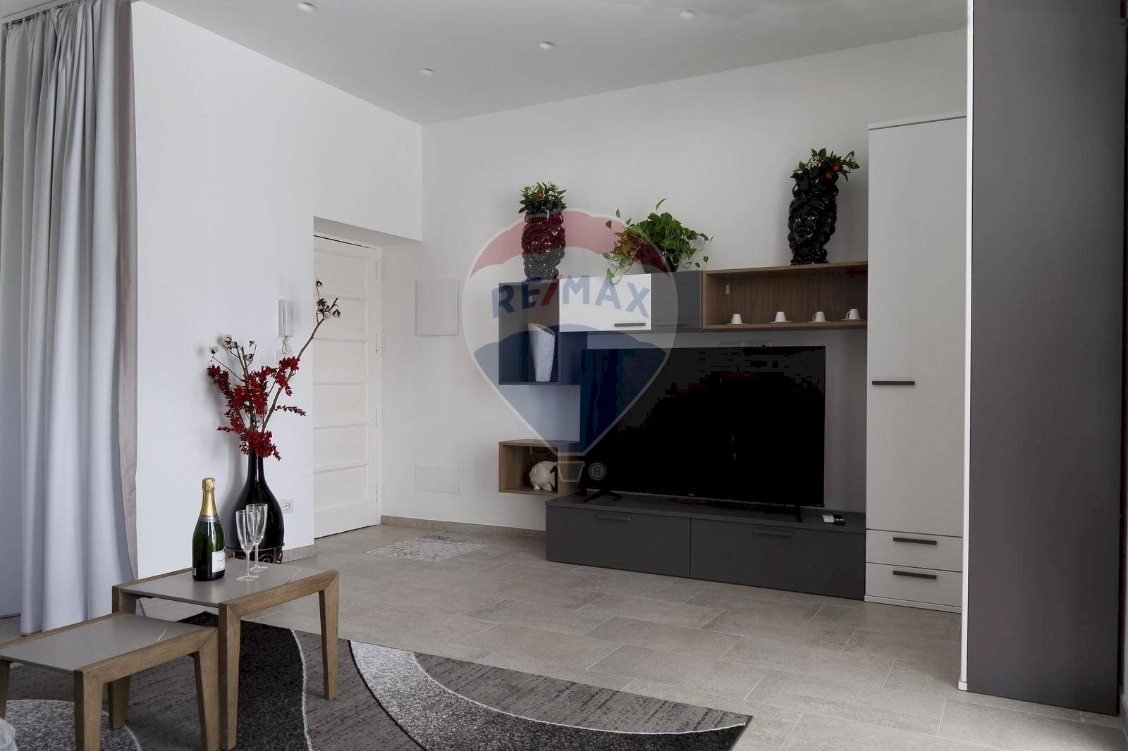 Soggiorno - Bilocale circonvallazione
 
26, Taormina - foto 2