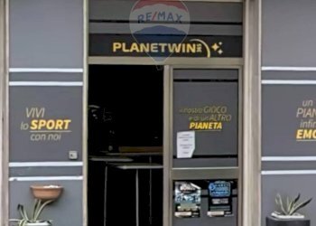 Edificio all\'aperto - Locale Commerciale Via San Giovanni Bosco
 
40/42, Caltanissetta - foto 2