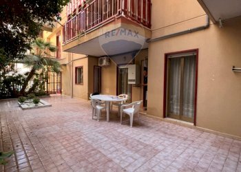 Terrazza - Quadrilocale Via Leonardo Da Vinci
 
24, Caltanissetta - foto 1