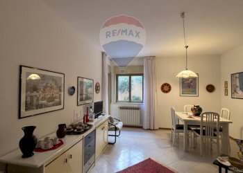 Sala da pranzo - Quadrilocale Via Leonardo Da Vinci
 
24, Caltanissetta - foto 29