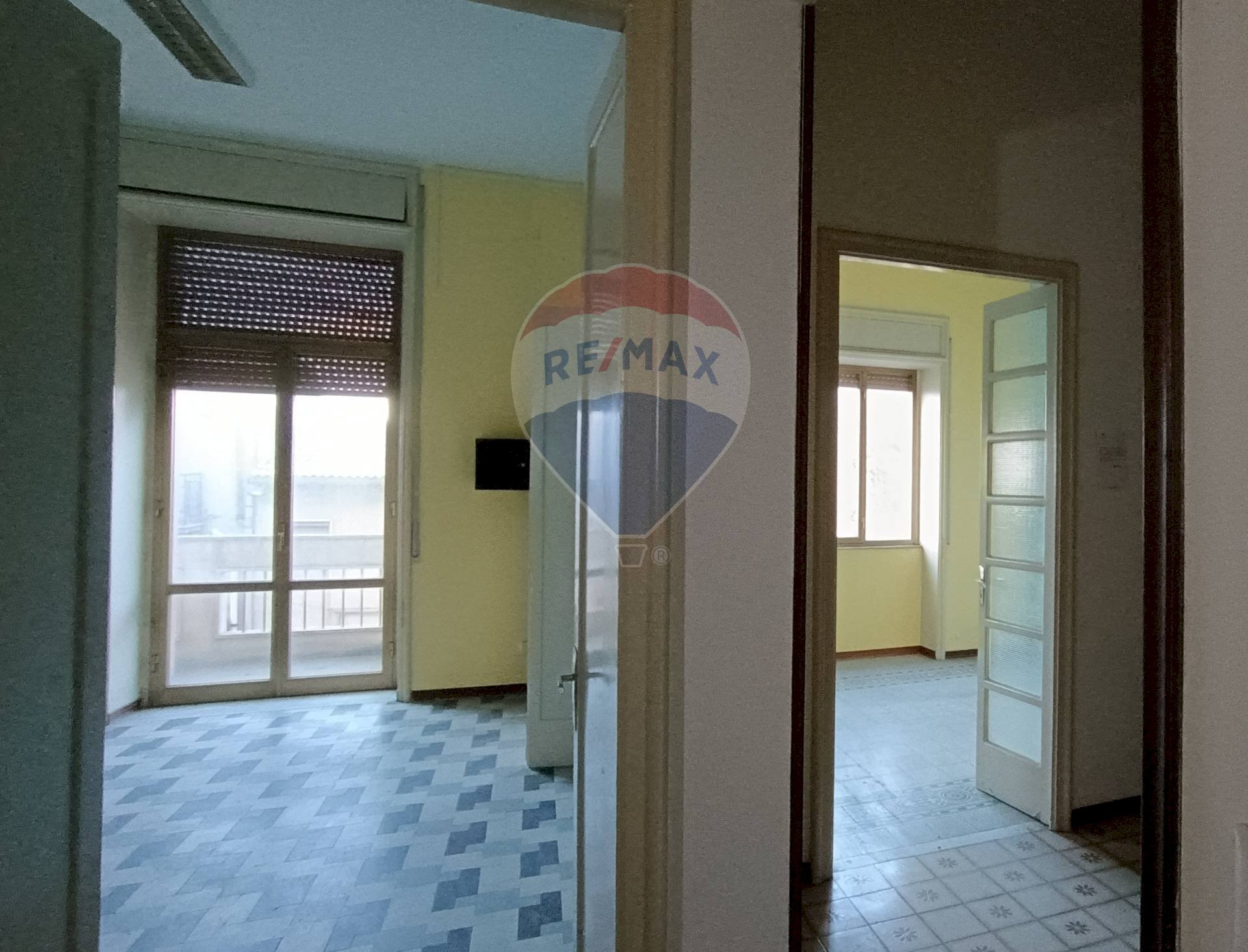 Hall / corridoio - Apartment Via Sant'Agata
 
14, Enna - photo 3