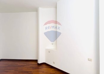 Stanza vuota - Trilocale VIA EMILIA
 
298, Tortona - foto 6