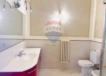 Bagno - Trilocale VIA EMILIA
 
298, Tortona - foto 8