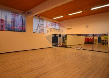 Stanza vuota - Attività Commerciale Via Valletta San Cristoforo
 
13, Savona - foto 21