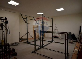 Palestra - Attività Commerciale Via Valletta San Cristoforo
 
13, Savona - foto 26