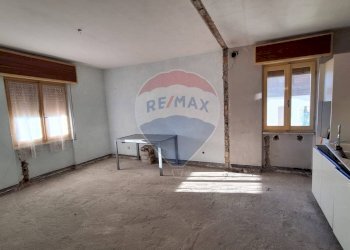 Stanza vuota - Quadrilocale Breno - foto 4