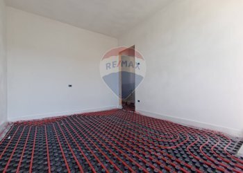 Stanza vuota - Casa semi indipendente Capriate San Gervasio - foto 66