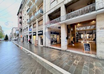 Edificio all\'aperto - Office Ancona - photo 20