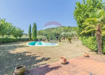 Piscina - Rustico San Valentino Puntone
 
29, Sorano - foto 41