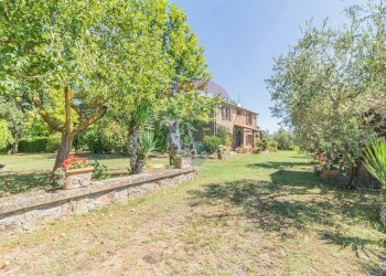 Giardino - Rustico San Valentino Puntone
 
29, Sorano - foto 50